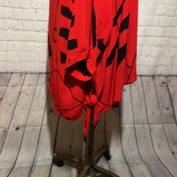 Ivy Reed Red Top Black long sleeve size 2x - Picture 3 of 5